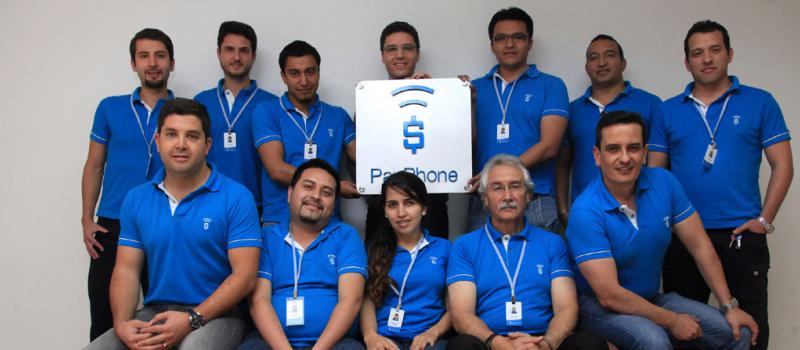 El equipo de EcuaPayPhone se encarga del desarrollo y promoción de esta ‘app’, que estará  disponible a partir de julio en Apple Store y Google Play. Su oficina está al sur de Cuenca. Fotos: Xavier Caivinagua / LÍDERES.