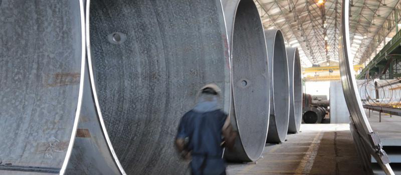 Fotografía de la empresa Acero de los Andes ubicada al sur de Quito. América Latina importó 9,4 toneladas de acero en el 2015. Foto: Archivo / EL COMERCIO