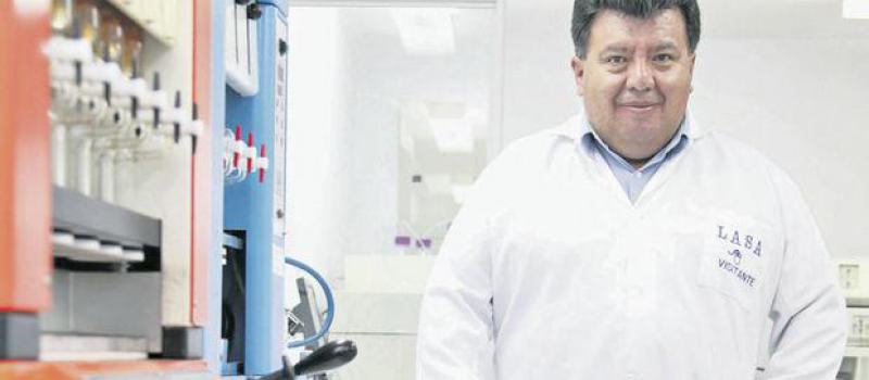 Fotos: Vicente Costales / Líderes Marco Guijarro, gerente de Lasa, en los laboratorios. La inversión asciende a cerca de USD 1 millón.