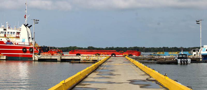 Puerto del campamento del bloque 6 desde donde se envía logística al campo Amistad, de Petroamazonas. Foto: Julio Estrella/ El Comercio