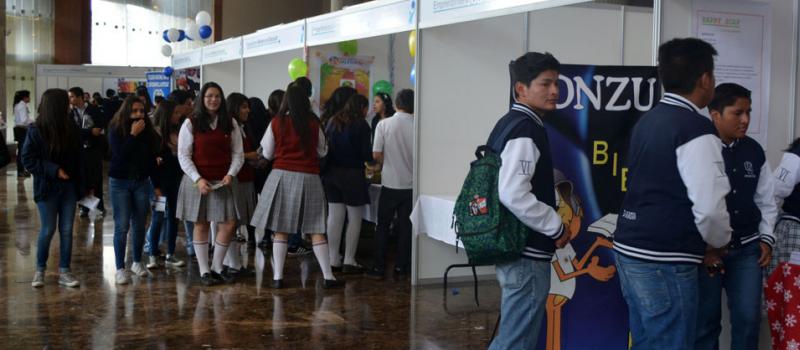 El evento reunió alrededor de 50 emprendimientos de diferentes colegios y universidades de la capital. Foto: Martín Pástor/ LÍDERES.
