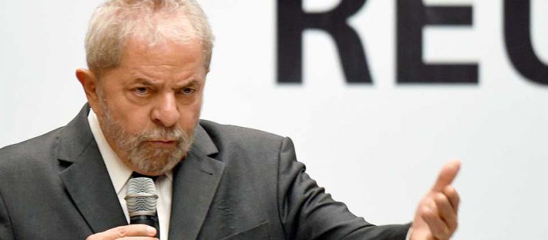 El expresidente Ignacio Lula da Silva es investigado por el escándalo de corrupción en Petrobras. Foto: AFP