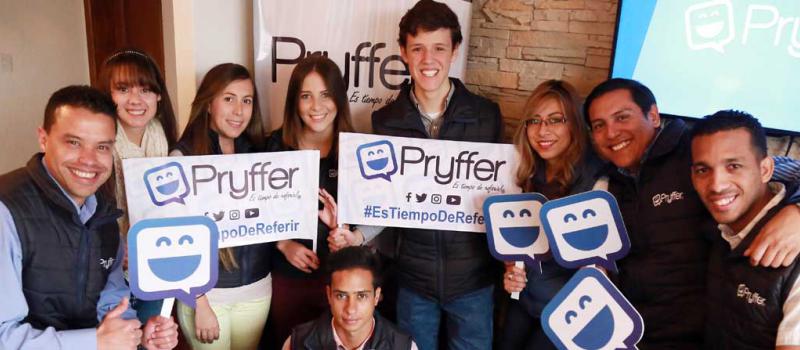 Foto: Diego Pallero /LÍDERES   Los jóvenes de Pryffer tienen sus oficinas en el sector de El Bosque, en el norte de Quito.