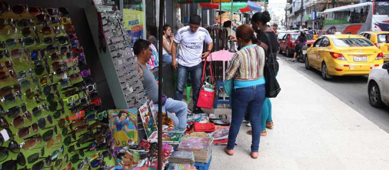 El comercio en santo Domingo de los Tsáchilas. Las ciudades en las que se registró una mayor tasa de inflación fueron Guayaquil y Loja. Foto: Referencial