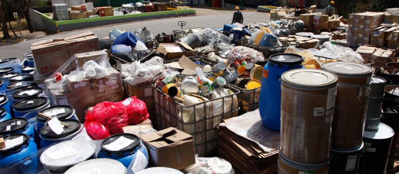 Una imagen de los residuos que se van a gestionar en la planta  de tratamiento de Otón. En el proceso existe máximo control de los desechos.