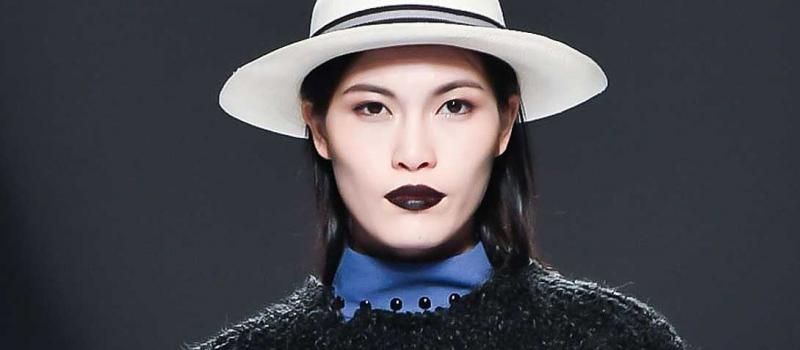 La diseñadora Anabel López usó sombreros de paja toquilla en la pasarela. Foto: cortesía Guandong Fashion Week