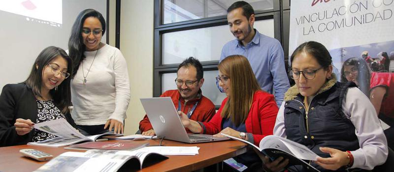 La Universidad de la Américas tiene un equipo de vinculación con la comunidad. Foto: Patricio Terán / LÍDERES
