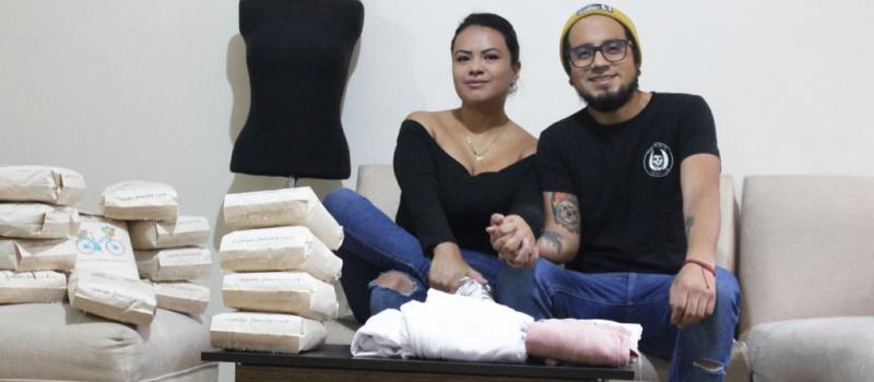 Sebastián Almendariz y Daniela Chaguaro son los propietarios de Cute, tienda online que crece en redes.