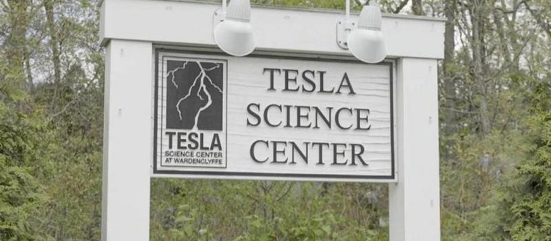 Infinix se alió con el Centro de Ciencias Tesla. Foto: Cortesía